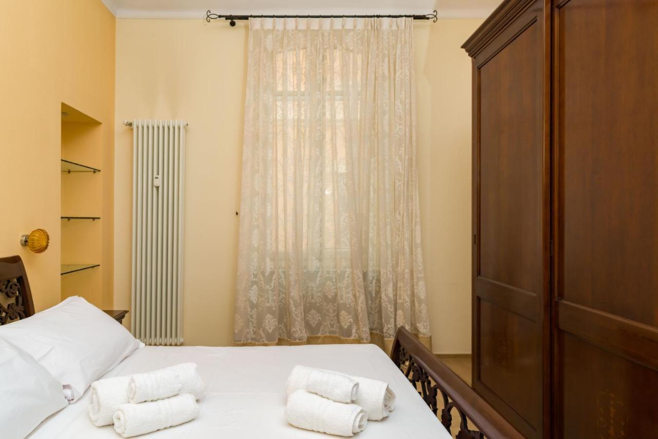 Alessandria Central Apt 10Min Walk Central Station Buitenkant foto
